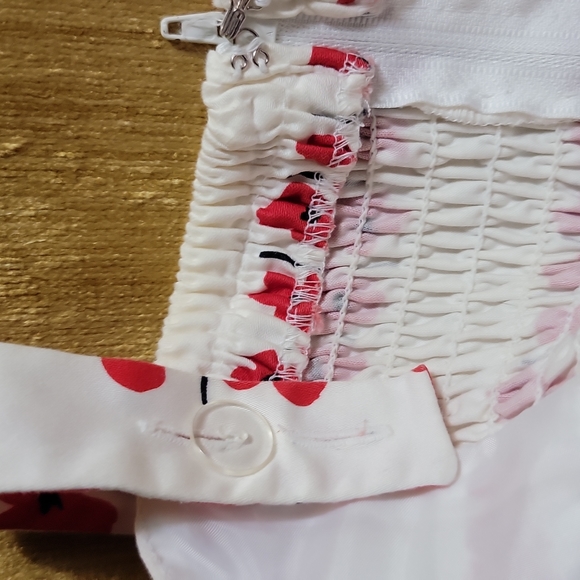 🌞BEAUTIFUL RETRO SEXY - Picture 6 of 9